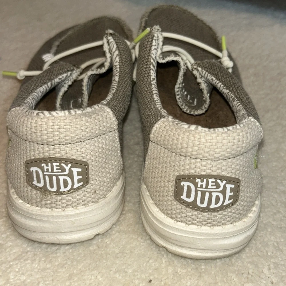 Hey Dude - Picture 3 of 5